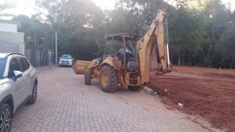 Capa da notícia: Operação conjunta do GDF apreende máquina que desmatava Área de Proteção Ambiental